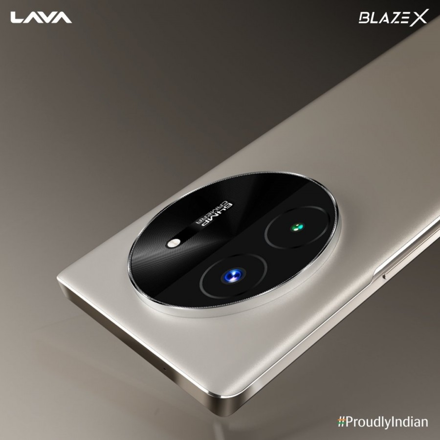 گوشی میان‌رده Lava Blaze X