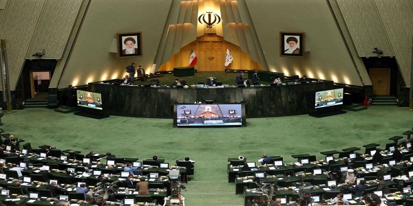 کمیسیون فرهنگی مجلس معیارهایی برای نظارت بر فضای مجازی تعیین میکند