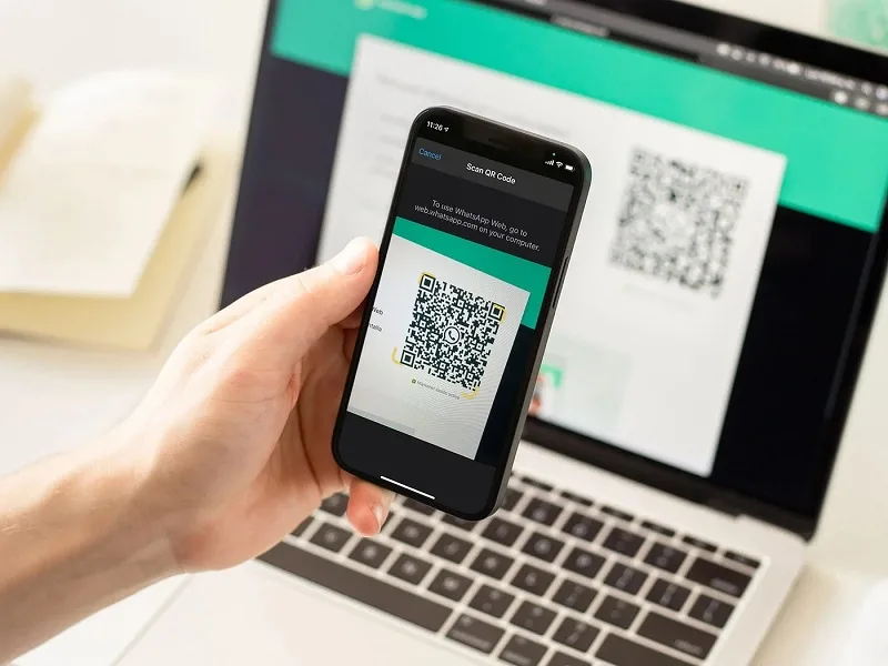 اسکن بارکد واتساپ وب در گوشی
