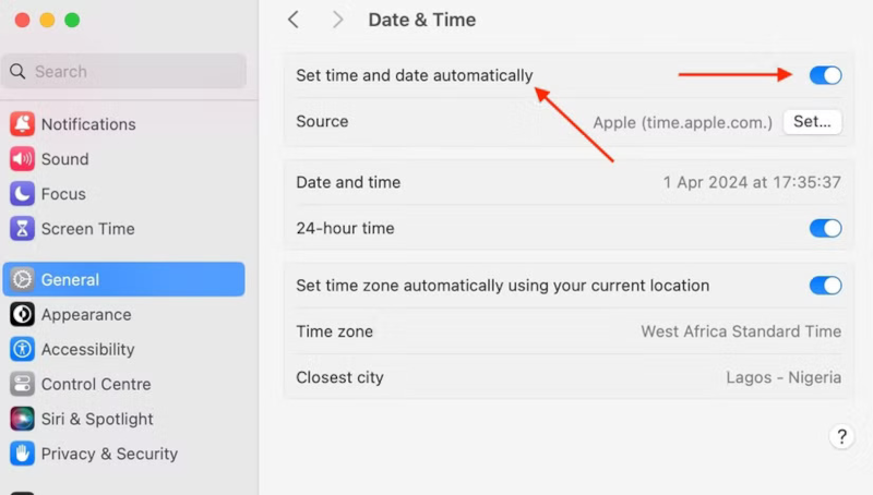 برای تنظیم ساعت در مک بوک گزینه Set time and date automatically را خاموش کنید