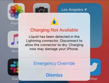 ارور liquid detected in lightning connector آیفون