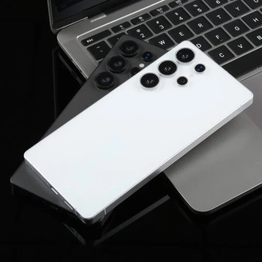 تصاویری از بدنه نمونه Galaxy S25 Ultra شایعات قبلی را تایید میکنند