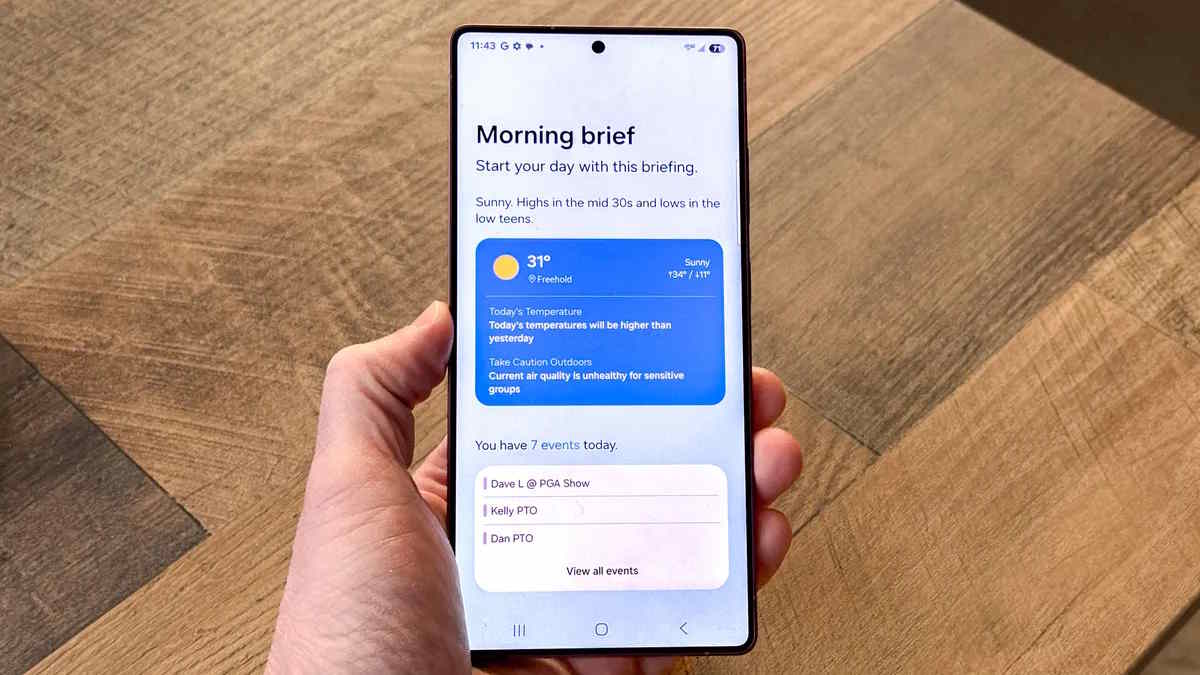 فعال‌سازی خودکار Apple Intelligence در آپدیت iOS 18.3