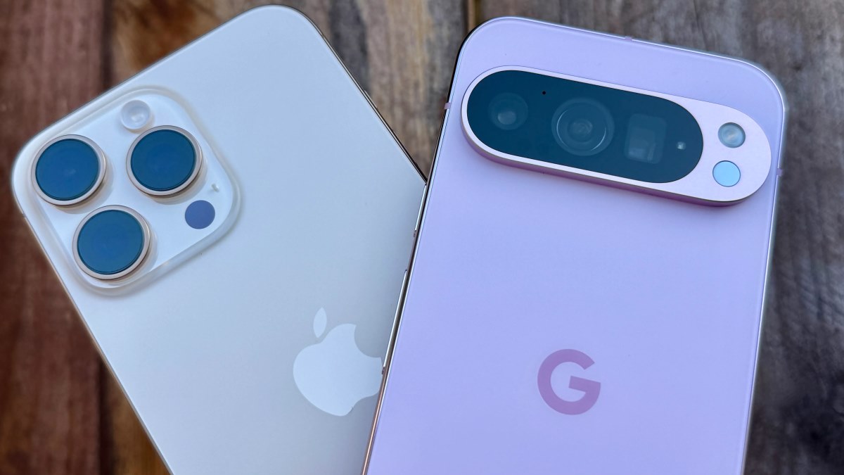 مقایسه گوشی Google Pixel 9a و iPhone 16