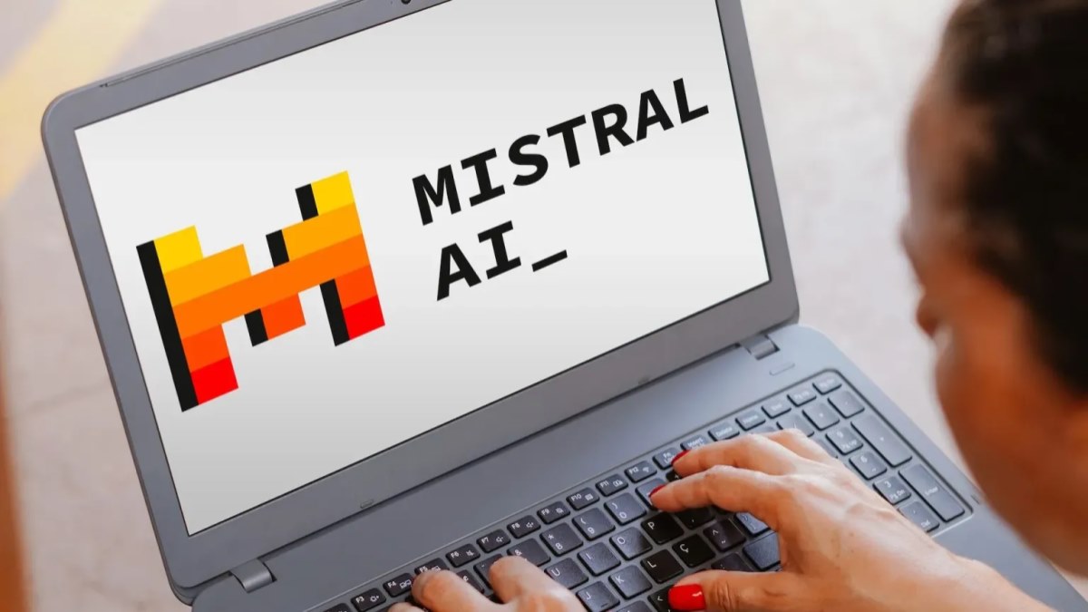 میسترال 8 بی