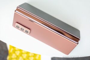پیش بینی عرضه 7 میلیون گوشی تاشو توسط سامسونگ