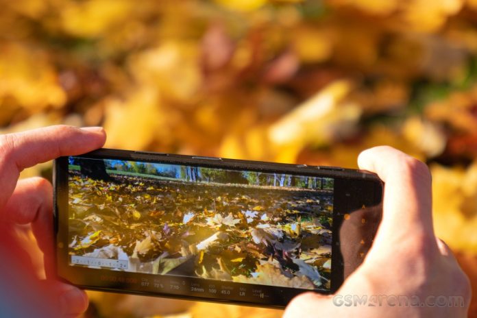 بررسی Sony Xperia Pro-I در نقش دوربین فیلمبرداری