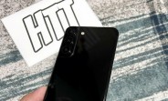 Samsung Galaxy S22 appears in live photos, S22 Ultra gets certified by FCC