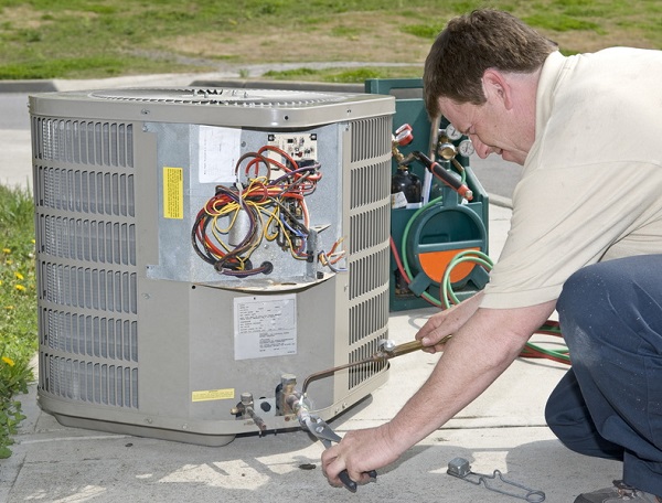 داغ شدن کمپرسور یکی از خطرات گرمایش کولر گازی