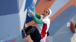 ورزشکار زن ایرانی بدون حجاب در مسابقات سنگ نوردی قهرمانی آسیا [+ ویدیو]