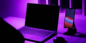 راهنما تخصصی حل مشکل سیاه شدن صفحه لپ تاپ (ویندوز 11 و 10)