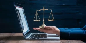6 تا از بهترین برنامه و سایت های مشاوره حقوقی آنلاین ایران