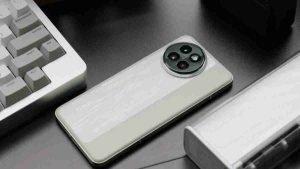 Xiaomi 14 Civi با تبلیغی طعنه‌آمیز به تبلیغ اپل وارد هند می‌شود [+ویدئو]
