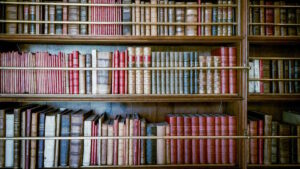 گوگل و هاروارد کتابخانه‌ای با 1 میلیون کتاب برای آموزش هوش مصنوعی تاسیس می‌کنند