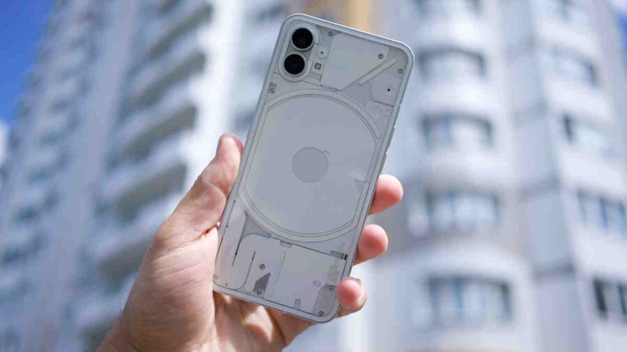 ناتینگ فون 1 نسخه پایدار Nothing OS 3.0 مبتنی بر اندروید 15 را دریافت کرد