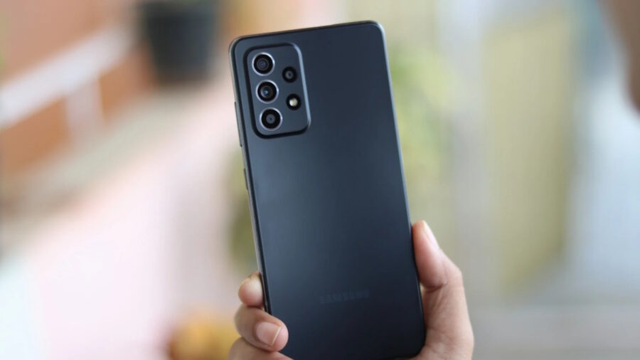 گلکسی A52s 5G به‌روزرسانی امنیتی فوریه 2025 را دریافت کرد