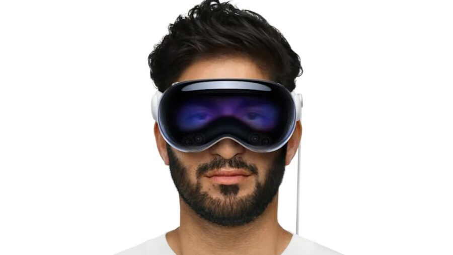 اپل روی دو نسخه جدید از Vision Pro کار می‌کند