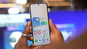 چند سال آپدیت برای گوشی Galaxy Z Flip 7 FE منتشر می‌شود؟